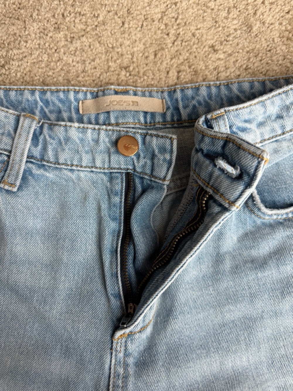 Joe’s Jeans The Niki light wash cropped mid rise boyfriend jean size 29 - Picture 4 of 6